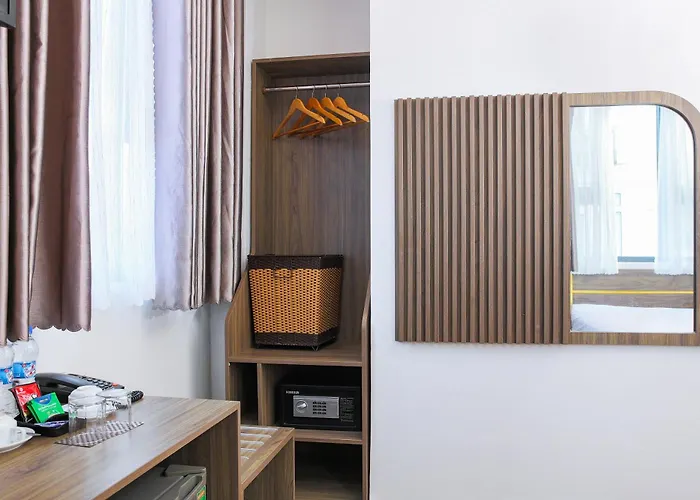 Azura Gold & Apartment